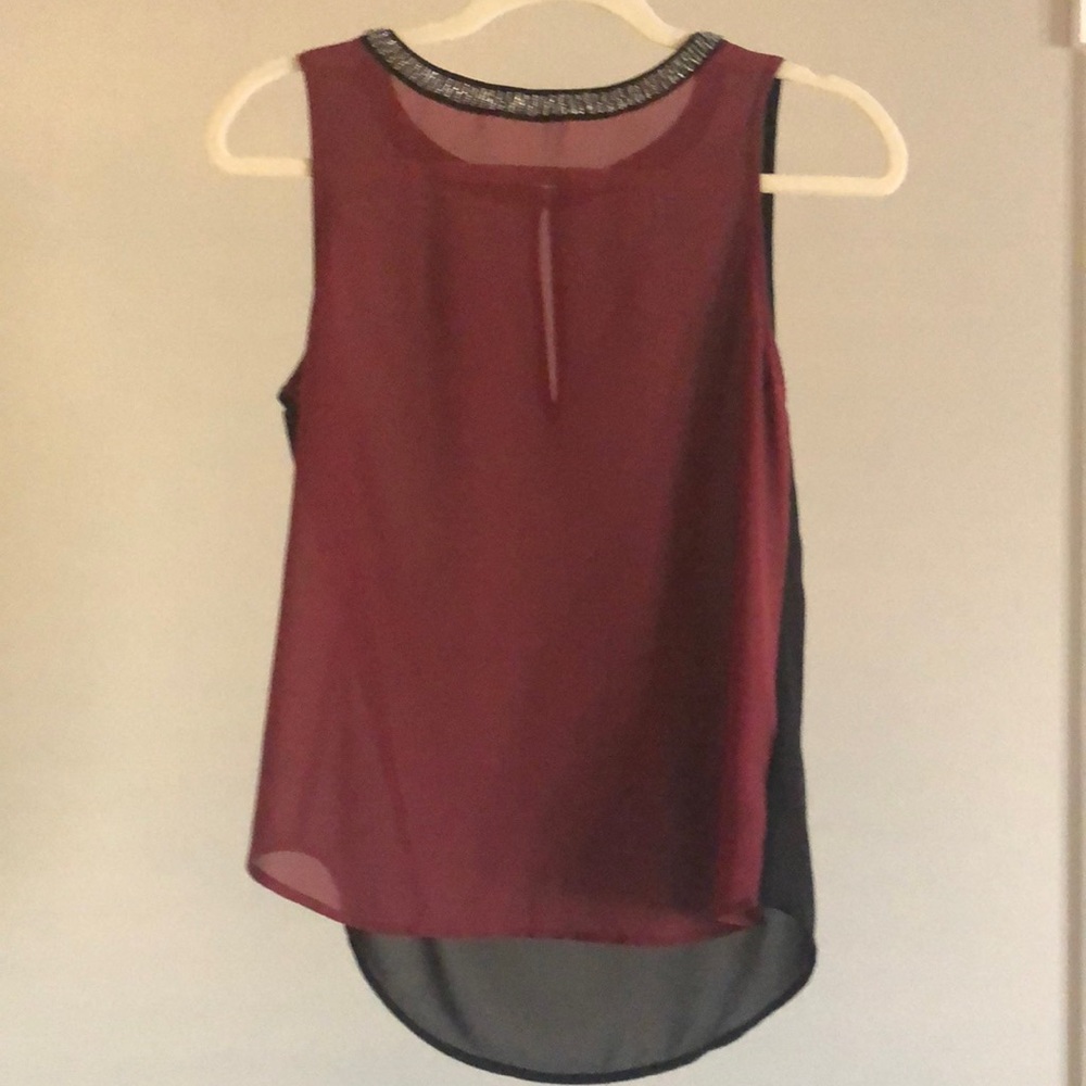 Guess women’s top